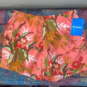 Women’s Columbia Shorts - NWT